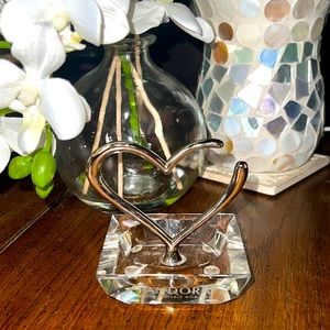 Limited Edition Pandora Unforgettable Moments Crystal Heart Ring Stand Holder